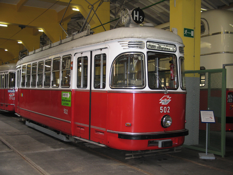 Simmering-Graz-Pauker Type L tram #502