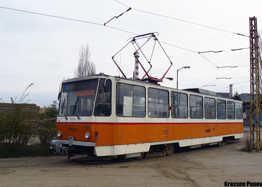 Tatra T6B5B #4121
