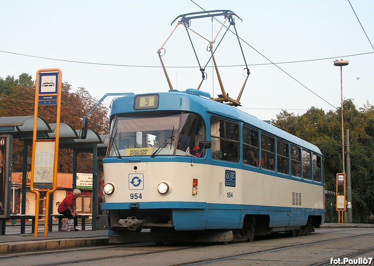 Tatra T3SUCS #954