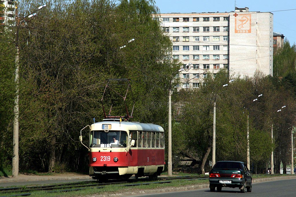 Tatra T3SU #2319