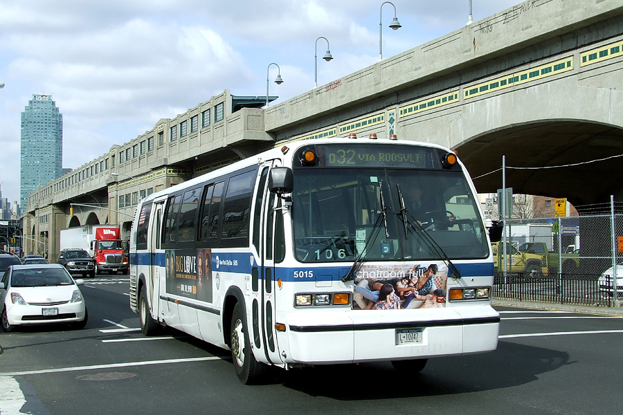 Nova Bus RTS-06 #5015
