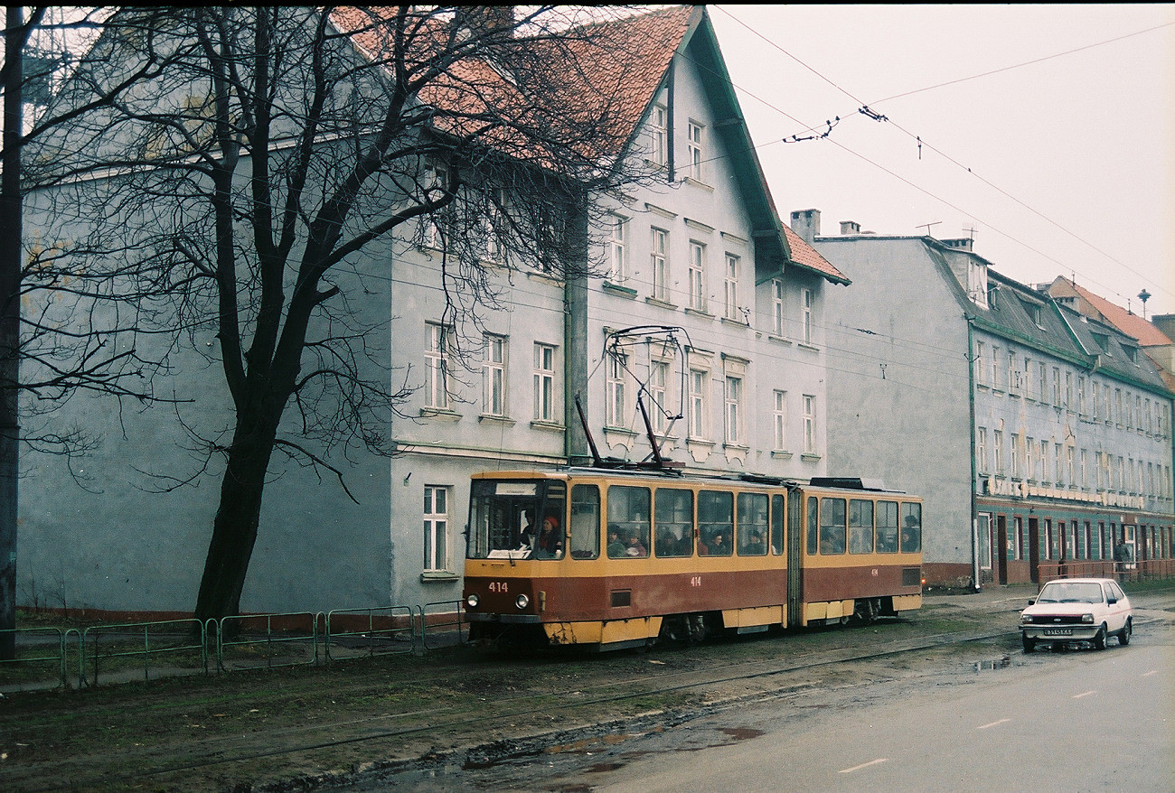 Tatra KT4SU #414