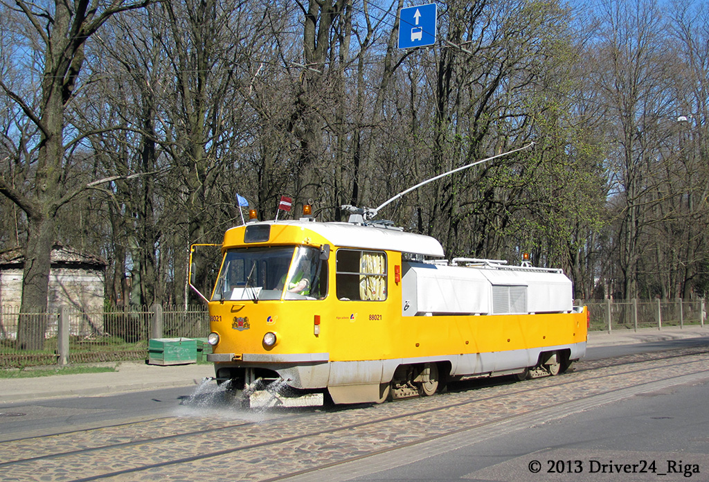 Tatra T3SU #88021